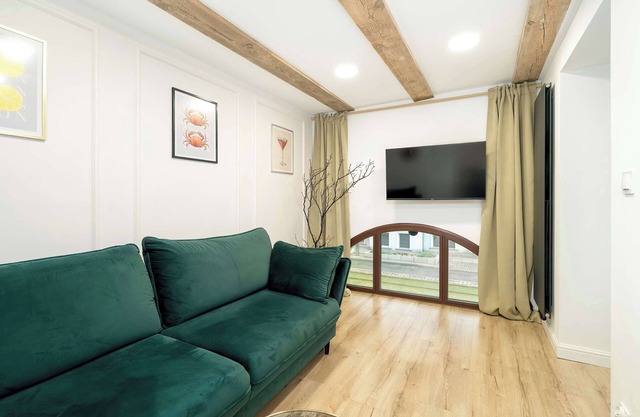 Wierzbięcice 31B | Cozy Studio for 4 | Smart TV