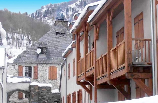 Wifi, 1.o piso, piscina, balcón, tv, local para esquís, 35m², Saint Lary Soulan