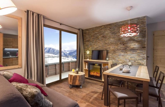 Wifi, 300m del centro estación, fitness, piscina, balcón, tv, local para esquís, 57-58m², Tignes