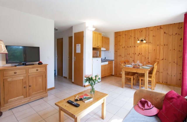 Wifi, fitness, piscina, terraza, balcón, parking, tv, local para esquís, 34m², Superdévoluy