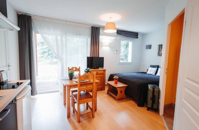 Wifi, piscina, terraza, balcón, parking, tv, local para esquís, 23m², Ax-Les-Thermes