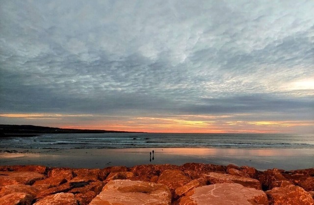 Wild Atlantic Way cottage, 10km from Cliffs of Moher, 5km from Lahinch.