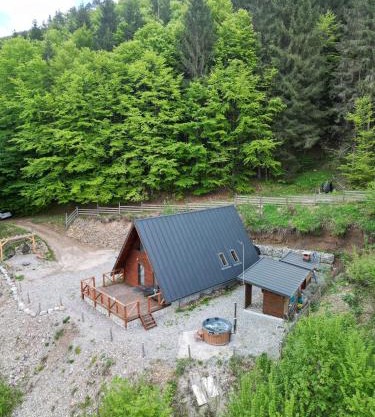 Wild Cabin
