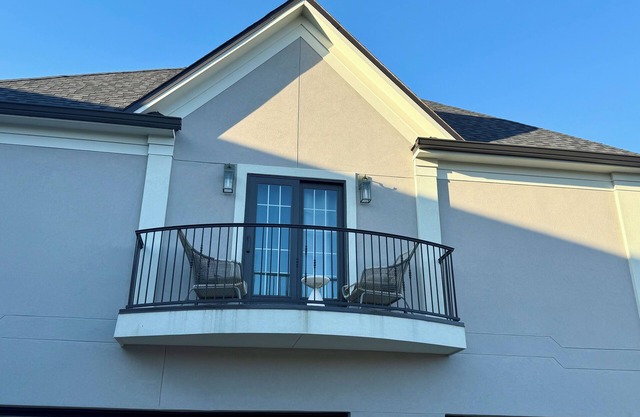 Wild Horse Run Retreat- Charming 1-bedroom apartment in College Station.