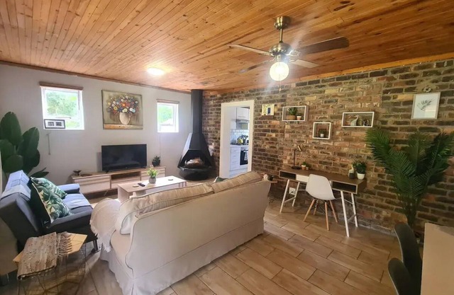 Wild Paradise Flat