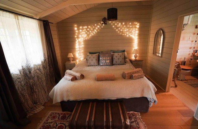 Wild Rose retreat at Bloomsburys