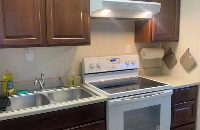 Wilder Heights: City View Suite