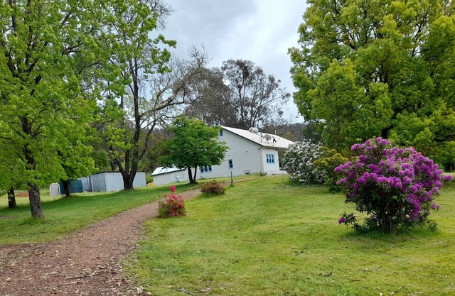 wilderness 4 bedroom house ,edge of state forest on sight of old mining village