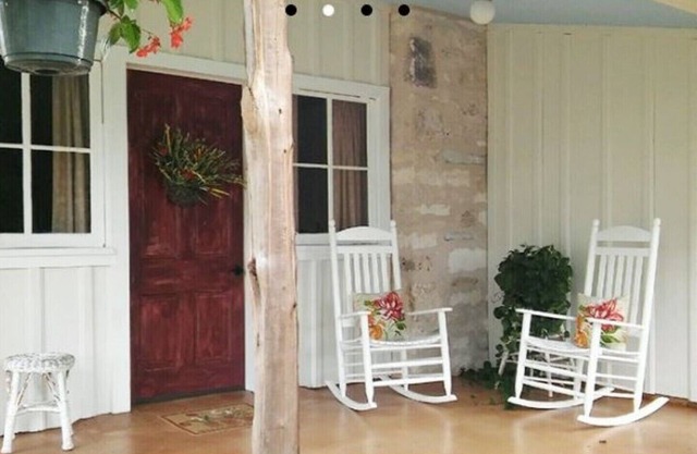 Cabaña de Willie Mae en The Homestead B & B