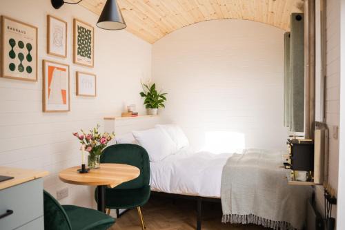 Willow's Nordic Shepherds Hut