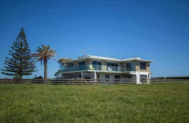 VOLUNTAD EN EL AGUA - APARTAMENTO FRENTE A LA PLAYA
