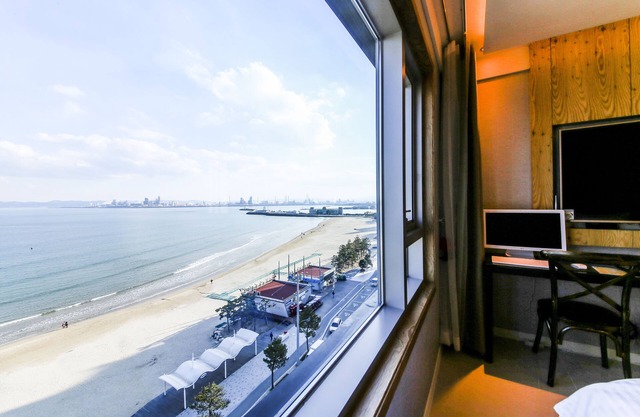 Win Hotel