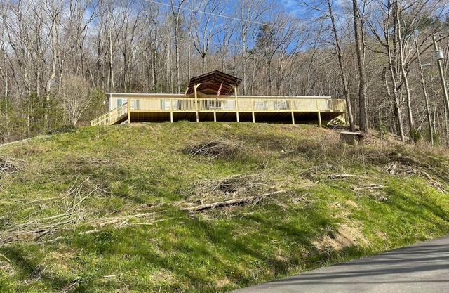 Windrock Mountain View | Direct Trail Access