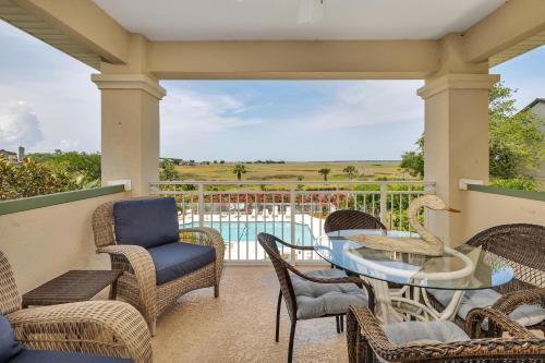 Windward Point 210