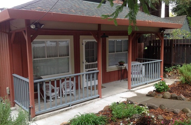 WINE COUNTRY RIVERFRONT RETREAT CON SPA Y VISTAS