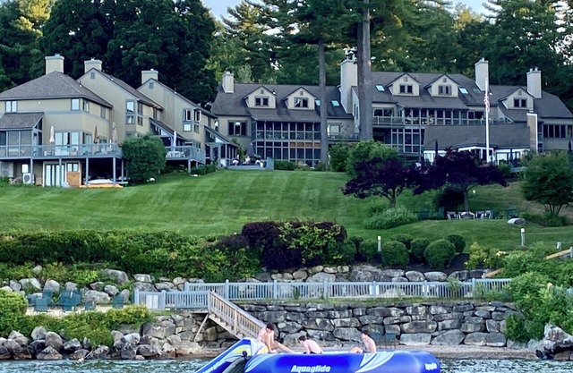Winnipesaukee Condo Walk to Beach, Pool, Near Gunstock