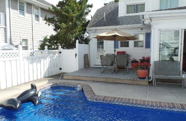WINTER RENTAL - Single Family House Sleeps 8