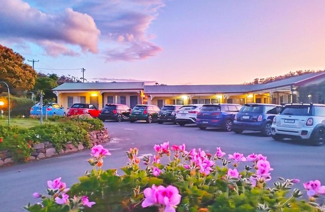 Wintersun Gardens Motel