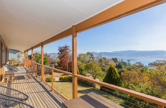 Winterwood - 9 Camira Avenue