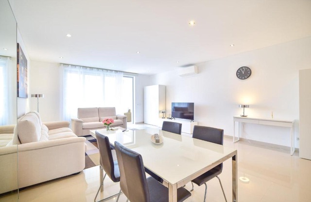 WIOLA SeaView Apartment by MOJE Holiday