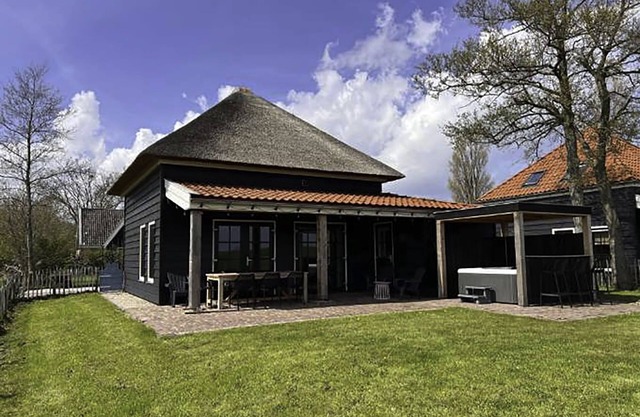 Wiringherlant by Interhome