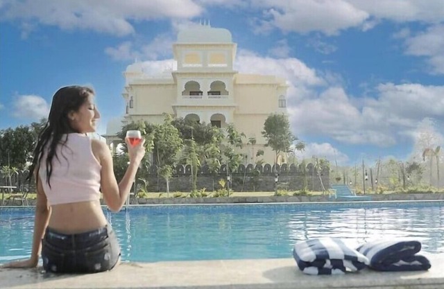 Wishotel Resort Phoenix Neergarh Palace
