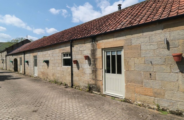 Casa de Brujas, HELMSLEY