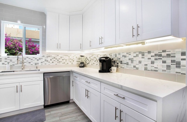 WLA, 3 Bedroom with 2 bathroom, Furnished