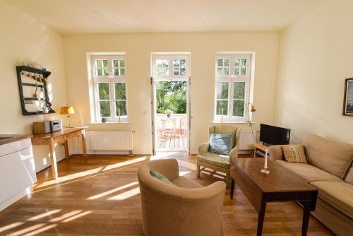 Wohnung Im Zweiten Obergeschoss Des Gutshauses