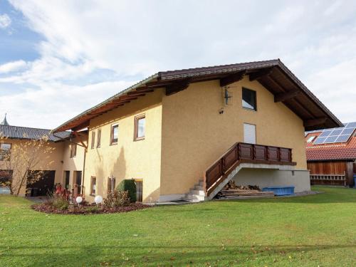 Wohnung in Ruhmannsfelden mit Hallenbad