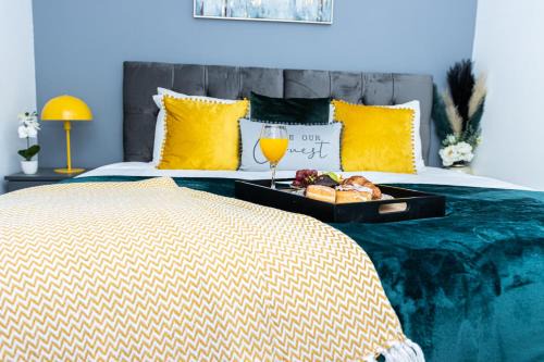 Wolverhampton 2 Bedroom House - PERFECT FOR CONTRACTORS-FAMILIES-LEISURES-LONG STAY!