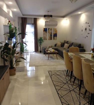Women only, Master Room in Compound one kattameya سيدات فقط