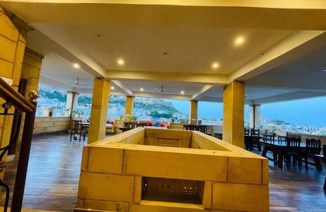 Wonbin Safari Hotel