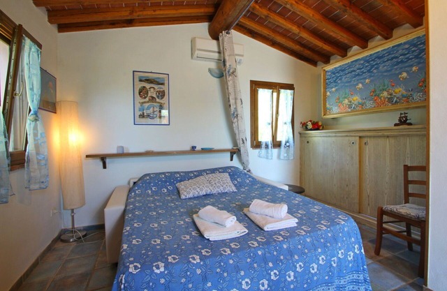 Casa de vacaciones privada con jacuzzi, A/C, TV, veranda, vista panorámica, aparcamiento