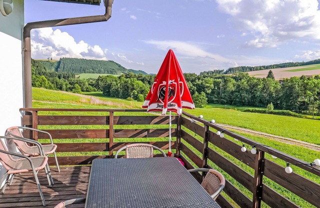 Estupenda casa de vacaciones privada con WIFI, piscina, TV, patio, vista panorámica, aparcamiento