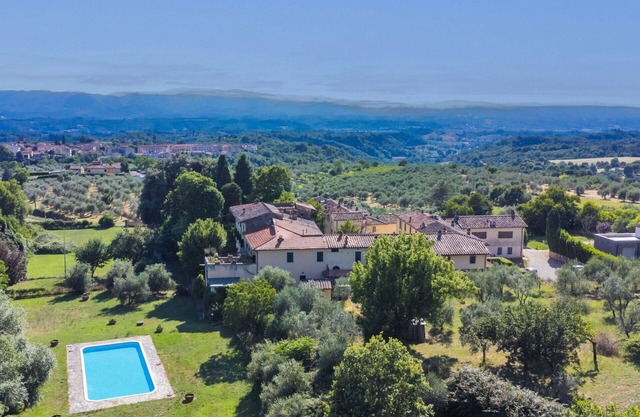 Casa de vacaciones privada con piscina privada, WIFI, TV, patio, vista panorámica, aparcamiento