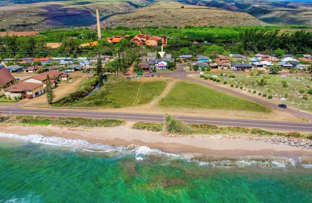 Wonderful 3 bedroom for 6 ocean view Kekaha home!