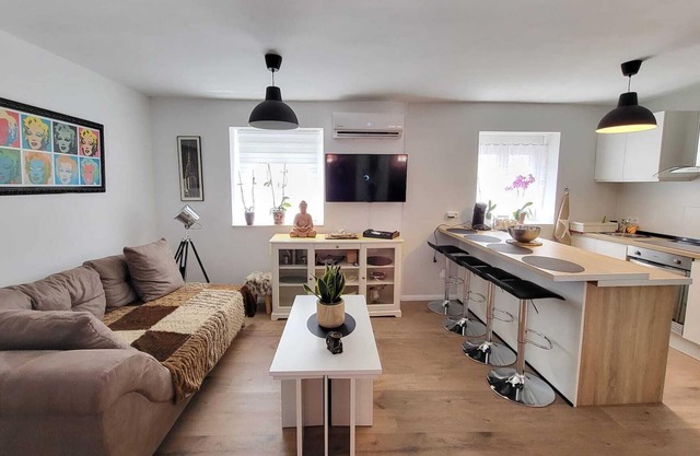 Maravilloso apartamento, moderno con un toque vintage