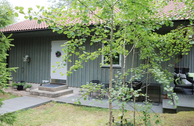 Wonderful cottage near the Baltic Sea with lovely beach and nice baths | SE01076