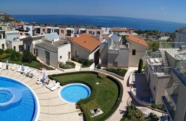 Wonderful family villa with sea view
