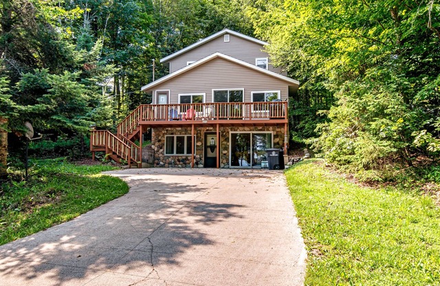 Wonderful Lakeside Retreat with Large Deck, Firepit, & Starlink Internet