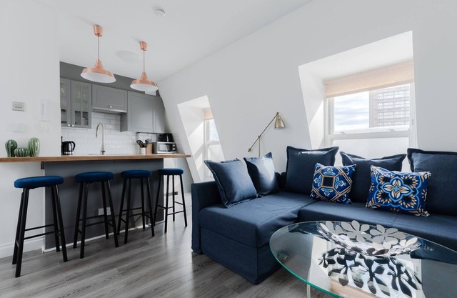 Apartamento-Confortable-Baño Privado-Vista a la Ciudad