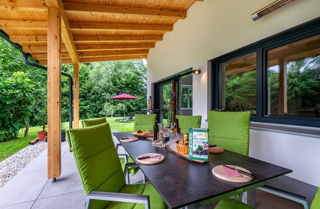 Preciosa casa de vacaciones privada con WIFI, TV, terraza, mascotas permitida y aparcamiento