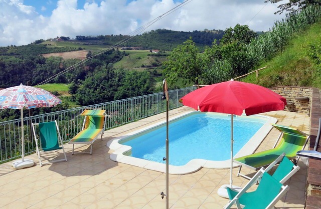 Casa de vacaciones privada con piscina privada, A/C, patio, mascotas permitida, aparcamiento