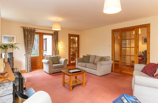 Preciosa casa de vacaciones privada para 8 personas con WIFI, TV, patio y aparcamiento