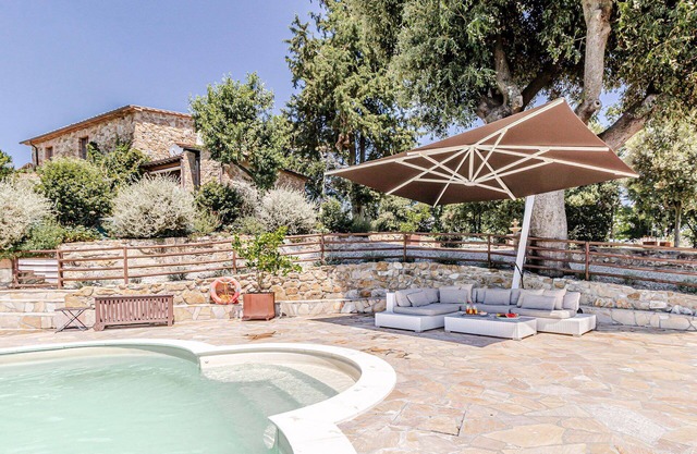 Preciosa casa de vacaciones privada con WIFI, A/C, piscina privada, jacuzzi, TV, patio