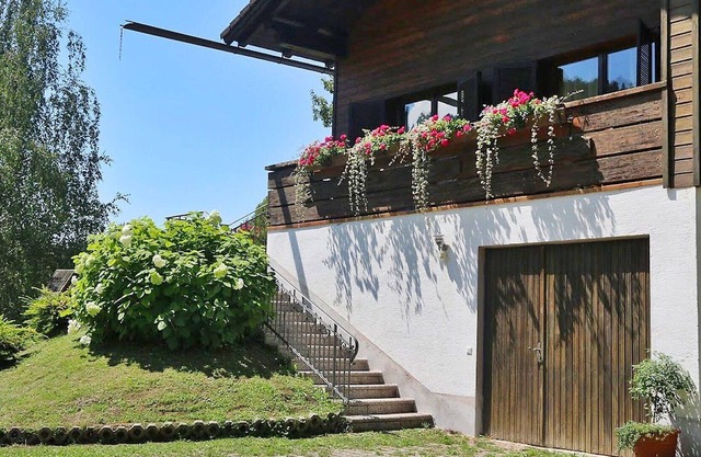 Maravillosa casa de vacaciones privada con WIFI, TV, patio, mascotas permitida y aparcamiento