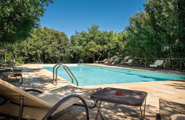 Estupenda casa de vacaciones privada con piscina privada, WIFI, A/C, TV, terraza y aparcamiento
