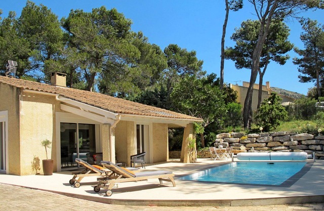 Preciosa casa de vacaciones privada con piscina privada, A/C, WIFI, TV, terraza, aparcamiento