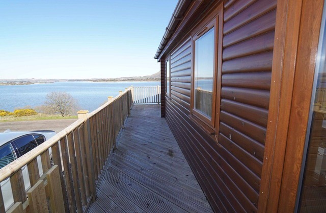 Estupenda casa de vacaciones privada con WIFI, TV, balcón, mascotas permitida y aparcamiento